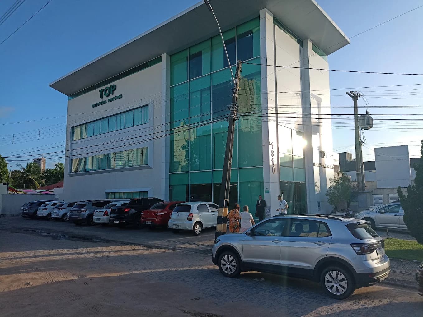 Fachada CLÍNICA TOP